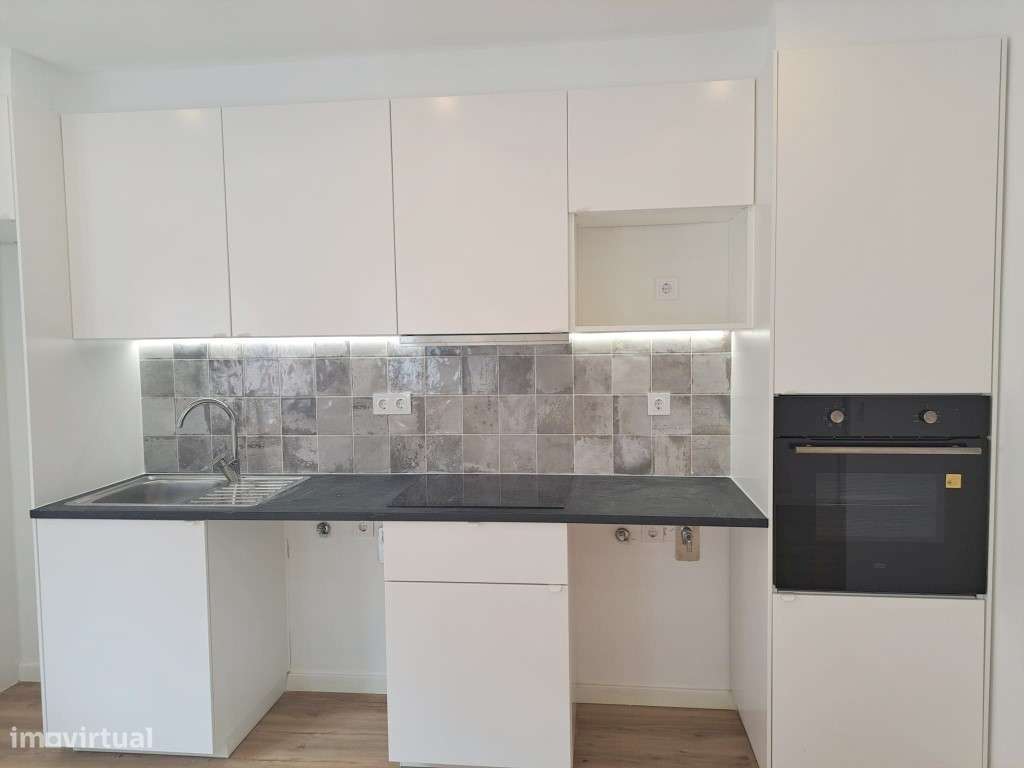 Apartamento T2 para venda em Forte da Casa (junto ao Alverca Park) ...-3