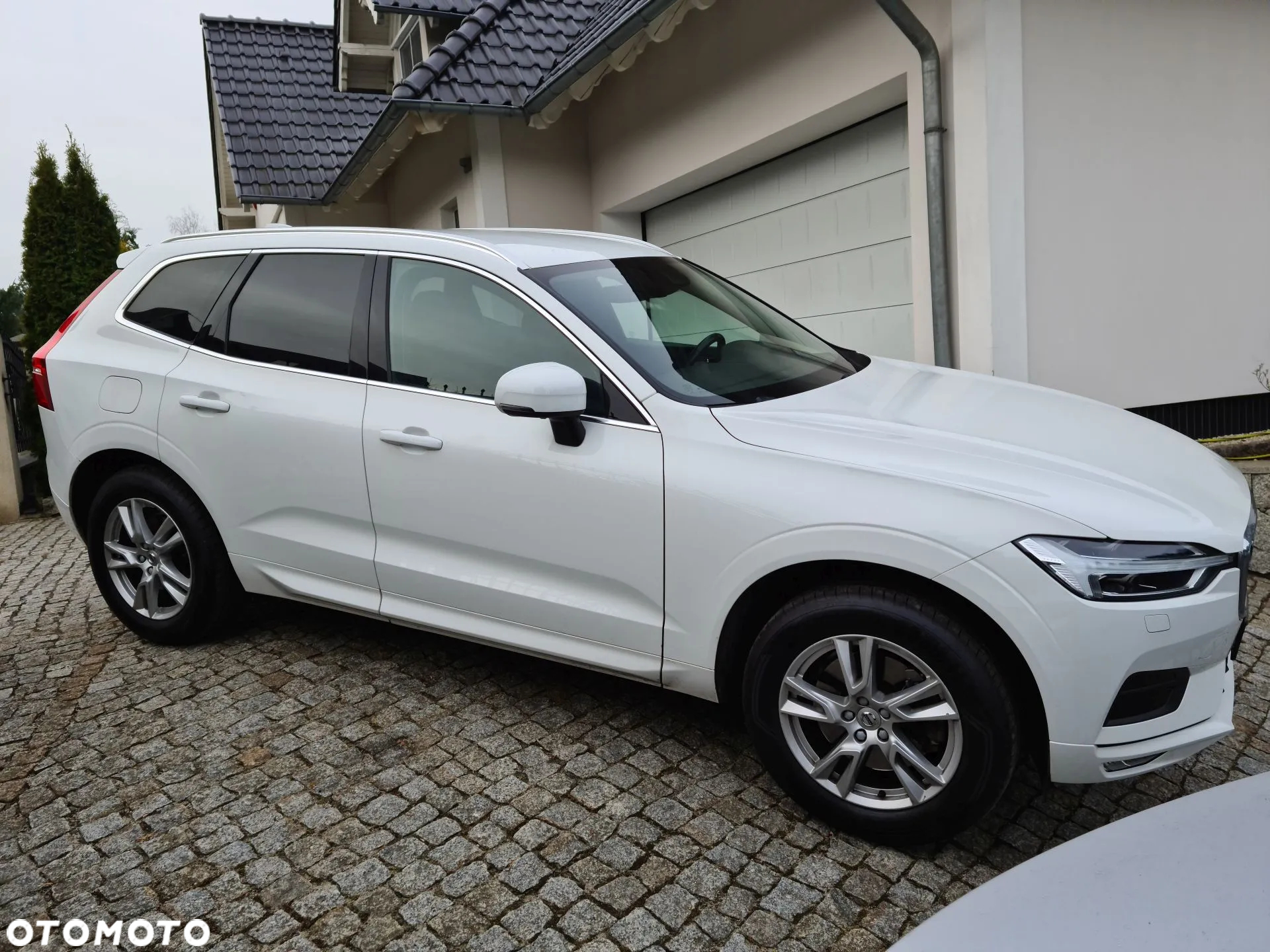 Volvo XC 60 D4 Drive-E Momentum - 8