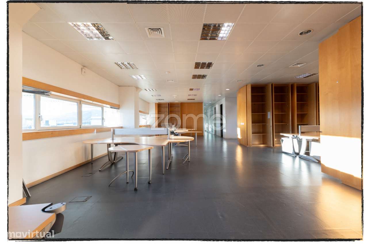 Escritório para Arrendamento – 1.055 m² | Sintra Business Park - Grande imagem: 4/17