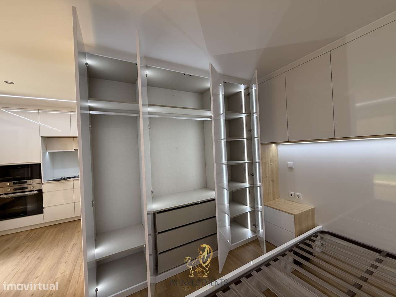 Apartamento Novo T0 com Jardim-10