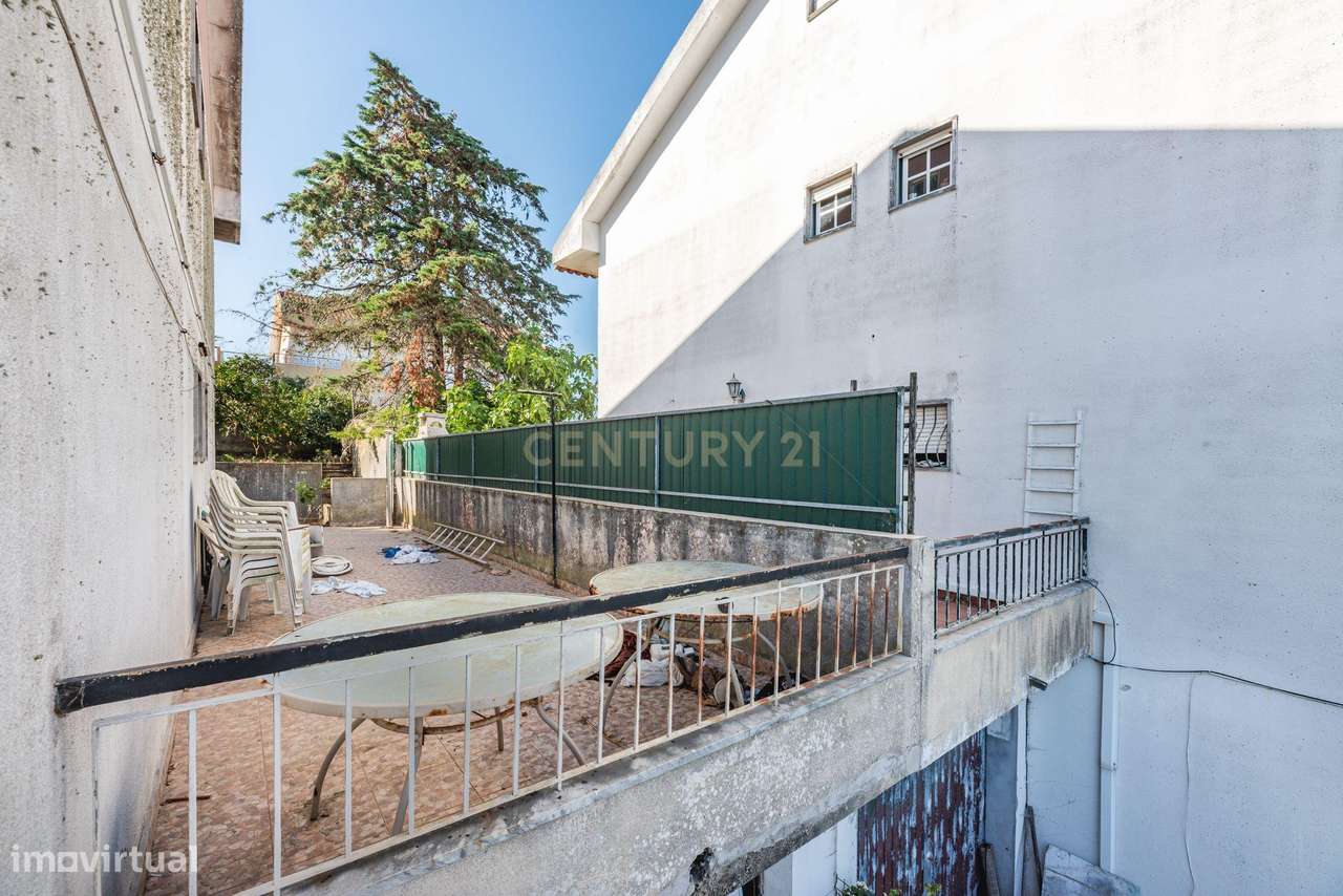 Moradia V6 no Algueirão-27