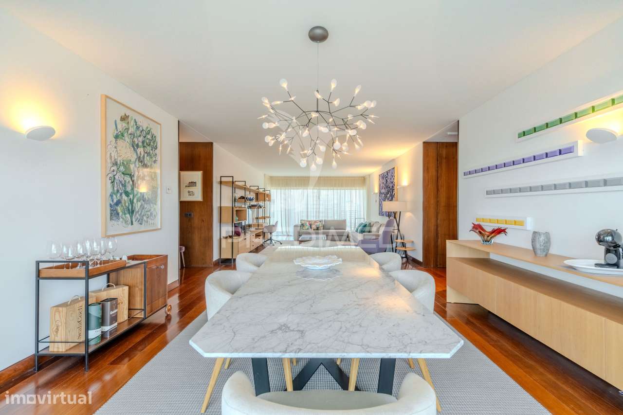 Excelente Apartamento T4 – 280 m²  Condomínio de Luxo SKY RESTELO - Grande imagem: 1/40