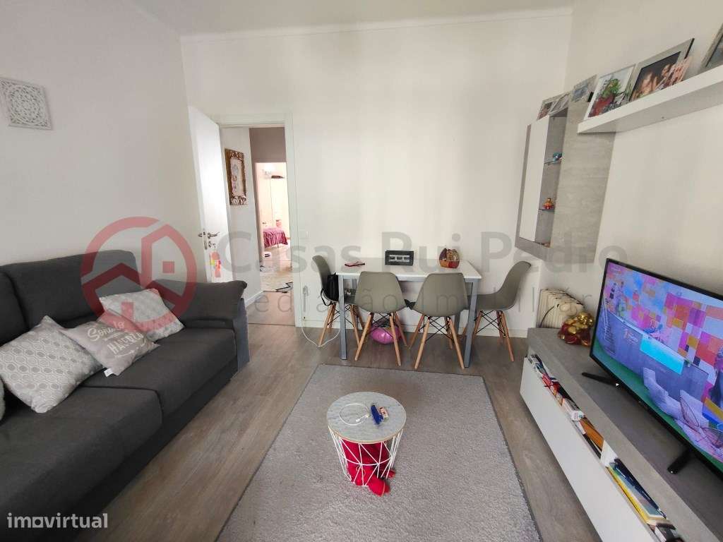 Apartamento T2 remodelado à entrada da Moita - Grande imagem: 2/25