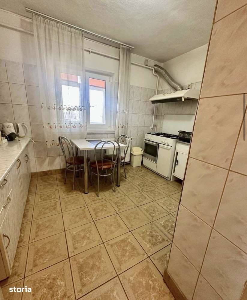 Apartament 3 decomandate 1Mai 72 mp 4/4 centrala termică - Imagine principală: 3/8