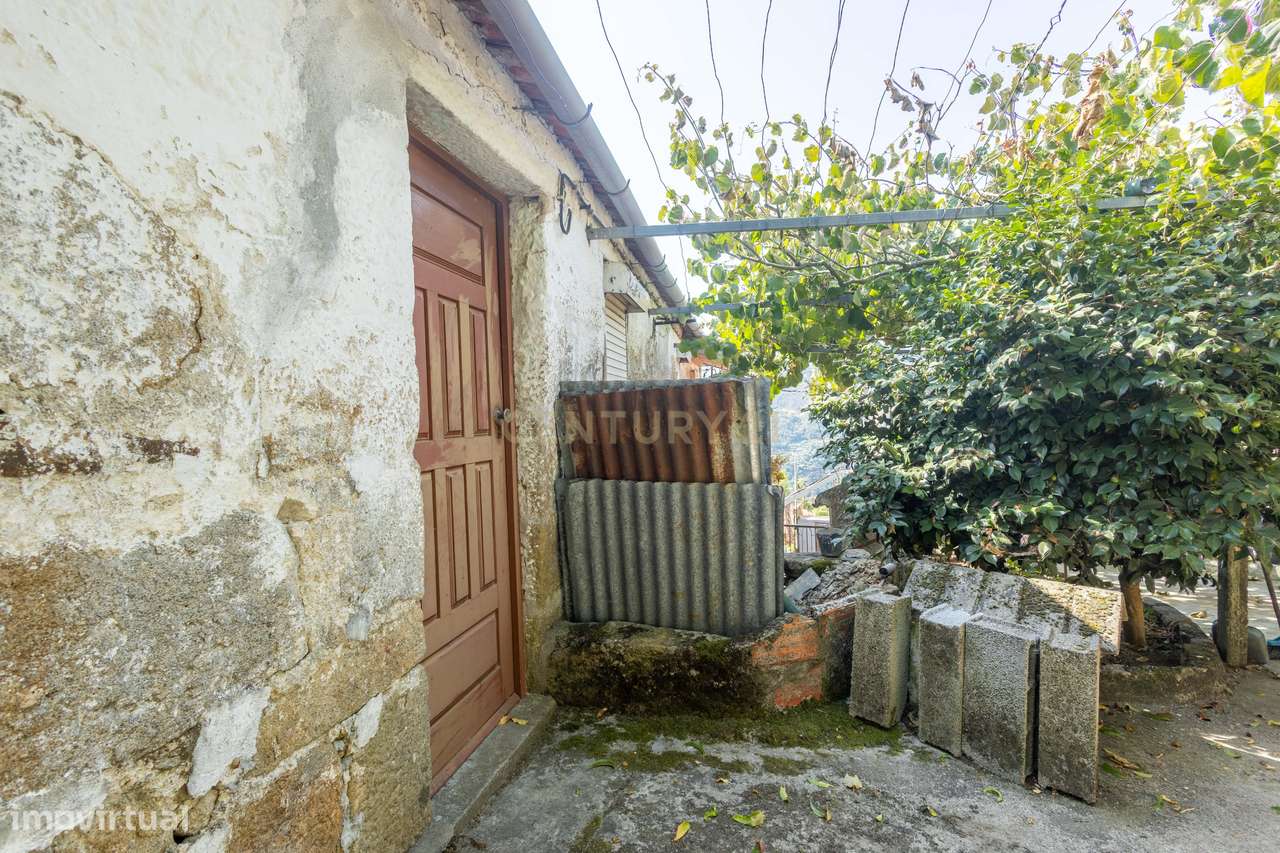 Moradia para renovar em Sequeiros, Ancede Baião-10