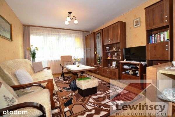 Dwupokojowe mieszkanie na I piętrze-0