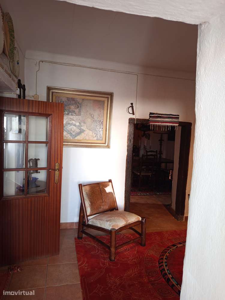 Casa antiga em Mourão recuperada-18