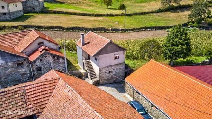 Moradia T2 para venda em Salto, Montalegre-12