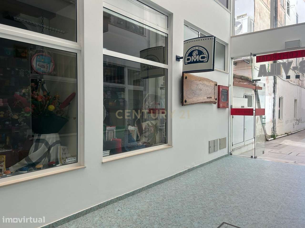 Loja para Venda no Centro Comercial Nazaré - Grande imagem: 4/13