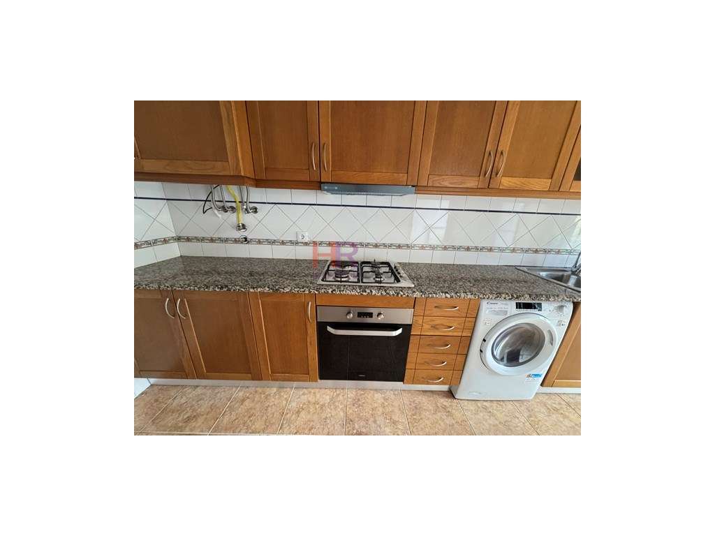 Apartamento T2 renovado com área útil de 62m² em Eiras, Coimbra. Id...-7