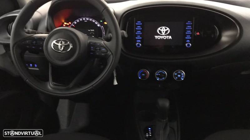 Toyota Aygo X 1.0 Pulse CVT - 8