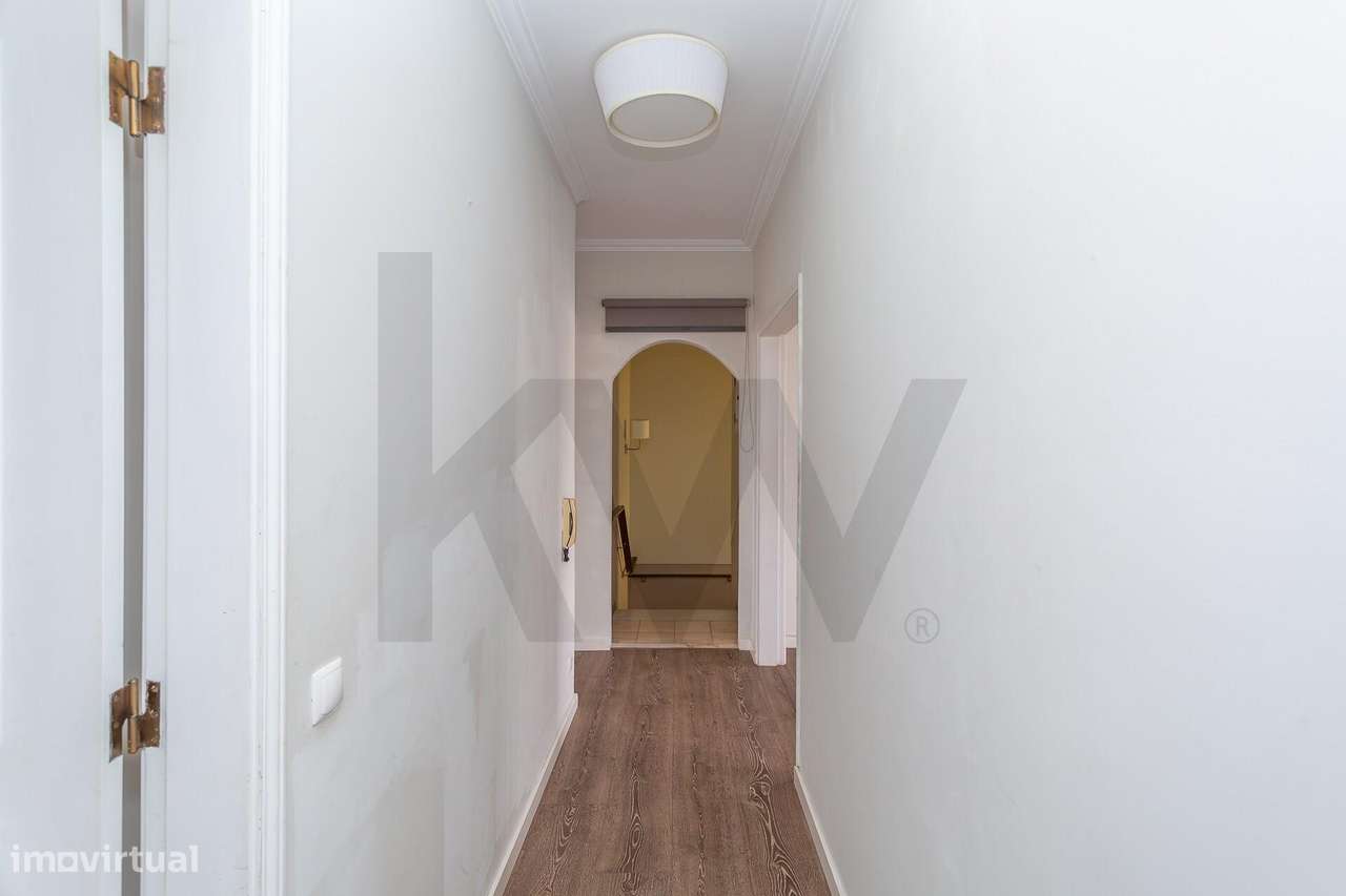 Andar de Moradia T2-22