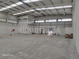 Pavilhão em Manhente - Grande imagem: 4/9