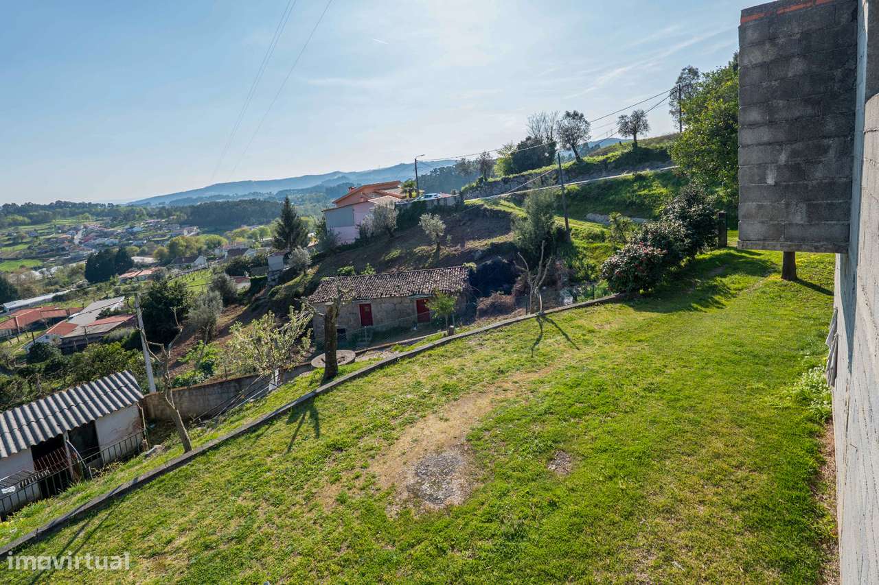 Moradia com Grande Potencial em Frades, Póvoa de Lanhoso-10