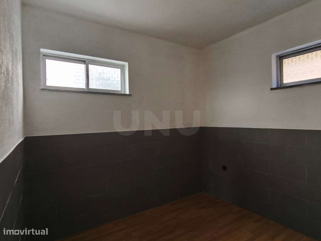 Moradia, em aldeia tranquila, em excelente estado de conservação, p...-29