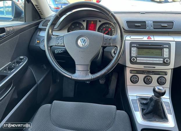 VW Passat Variant 1.9 TDi Trendline - 24