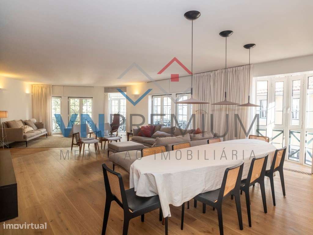 Belíssimo apartamento totalmente remodelado com materiais topo de gama-9