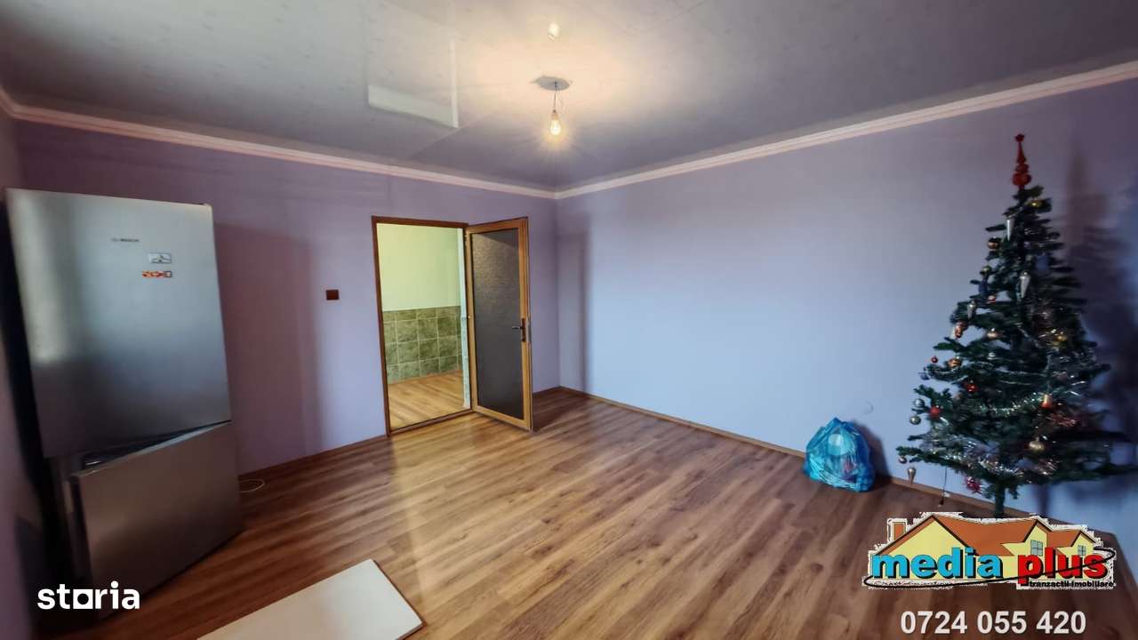 Casă și teren 812 mp – Smârdan, Galați-9