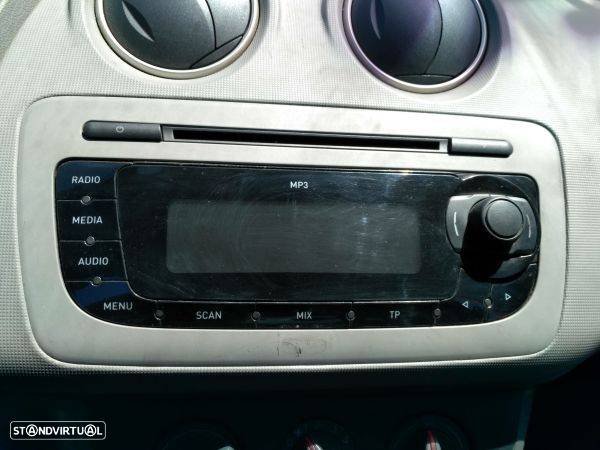 Radio Seat Ibiza Iv (6J5, 6P1) - 1