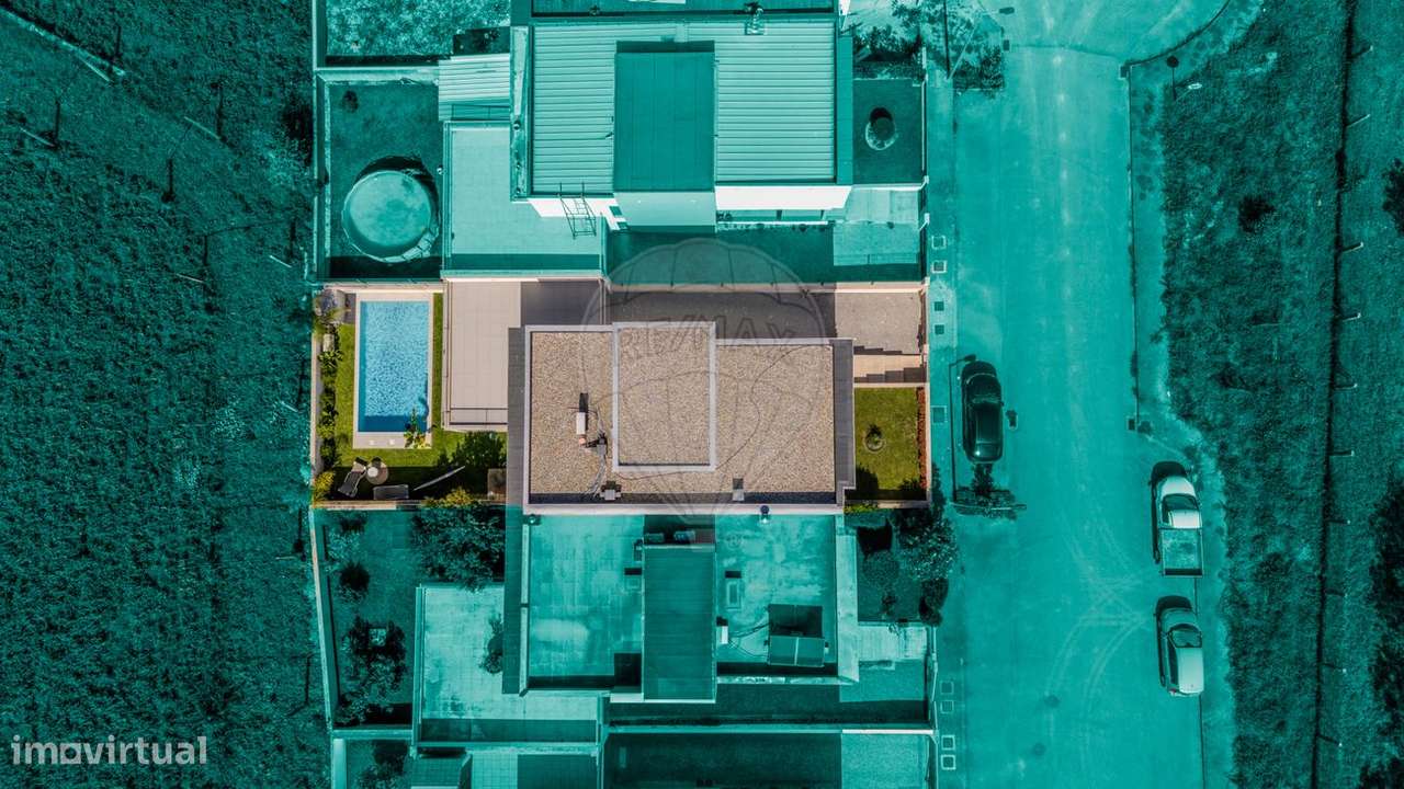 Moradia T3 de Sonho com Piscina Aquecida – Vila Verde-20