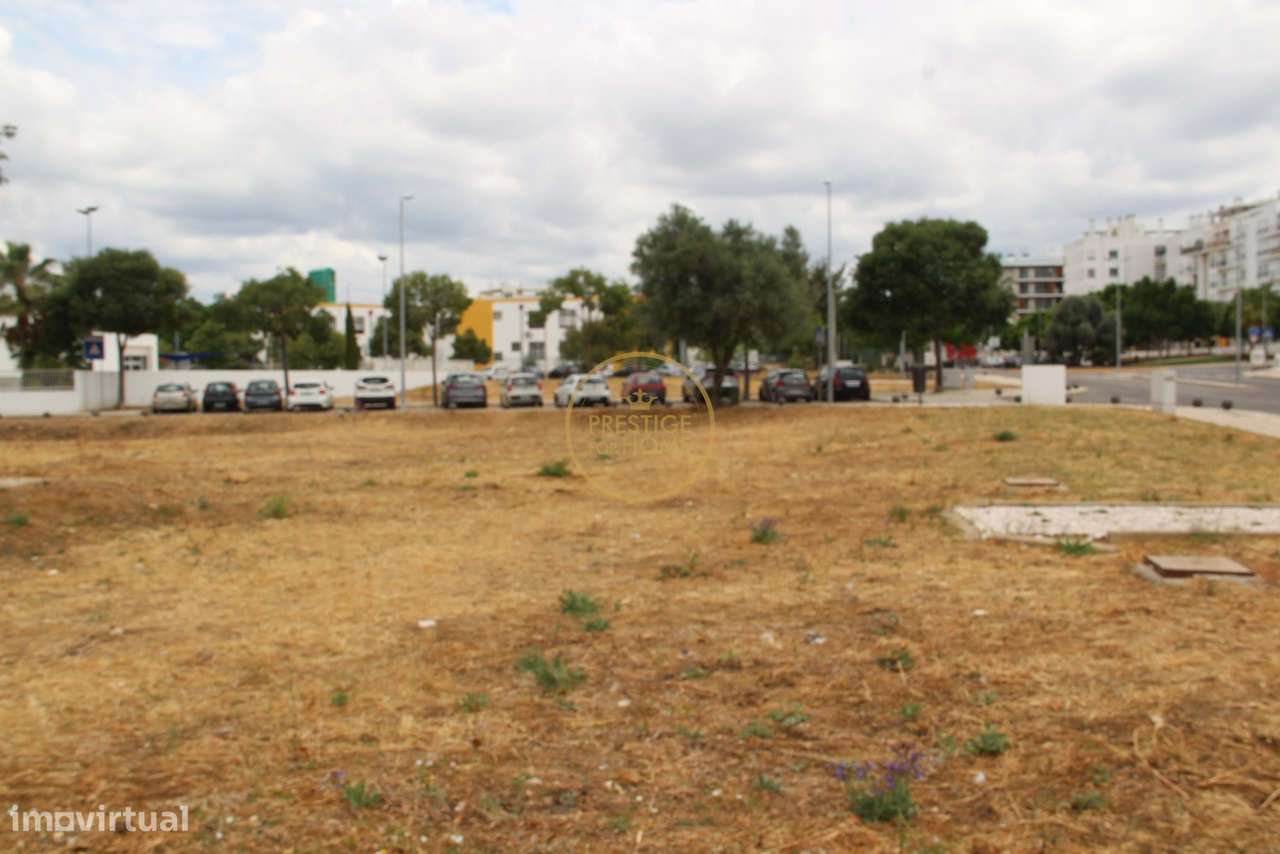 Terreno destinado a construção urbana habitacional  situado na Urbaniz - Grande imagem: 3/9