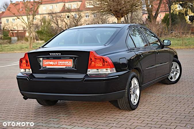 Volvo S60 2.4 Momentum - 3