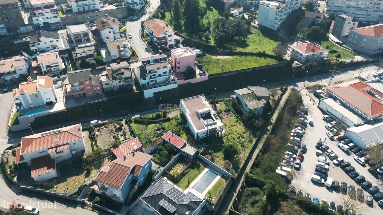 ✨ Oportunidade Única no Centro de Penafiel ✨-15