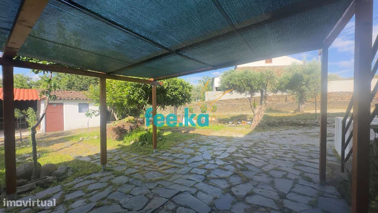 Moradia com Quintal-38