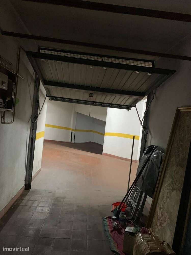 Venda Garagem - Grande imagem: 4/7