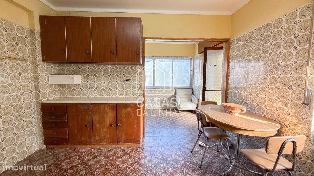 Moradia Independente T5 em Vila Fria - Porto Salvo-17