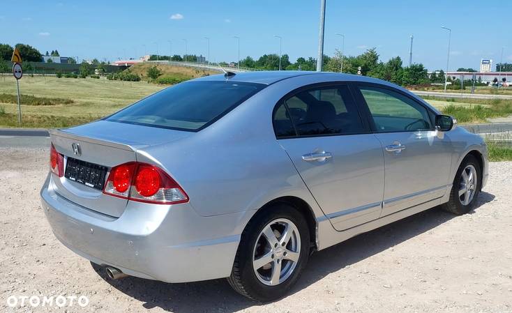 Honda Civic Hybrid 1.3i-DSI VTEC IMA CVT Elegance - 4