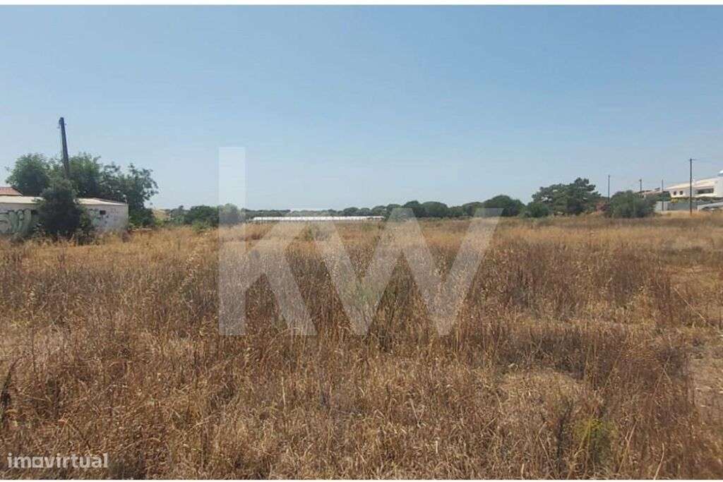 Terreno com projeto para construção de 47 apartamentos em Faro, Algarv - Grande imagem: 4/26