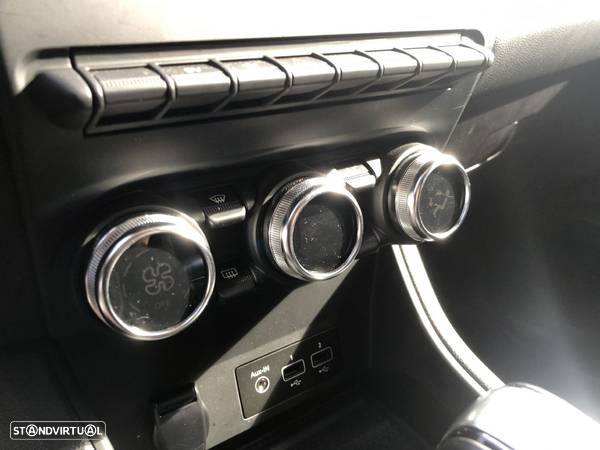 Renault Captur 1.6 E-Tech Plug-In Intens - 16