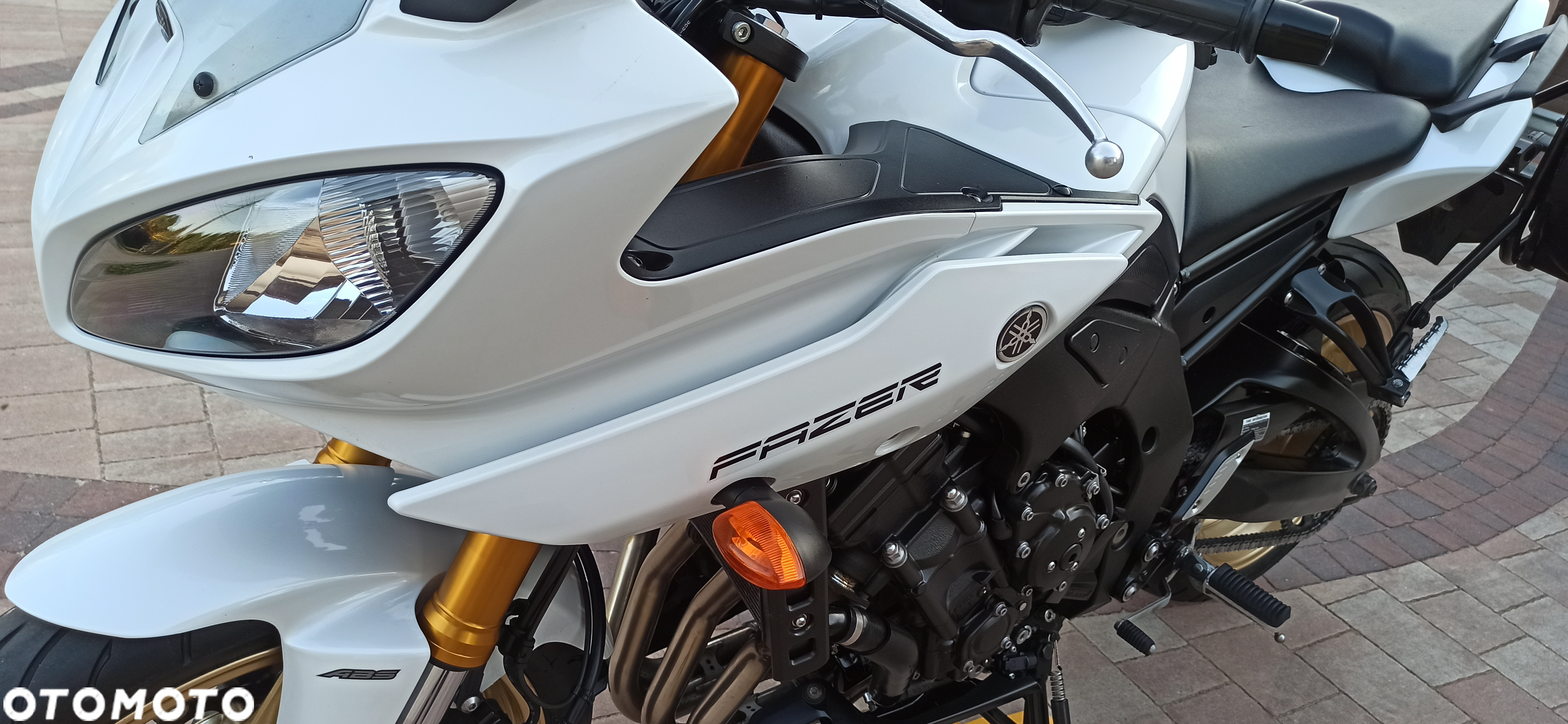 Yamaha FZ - 14