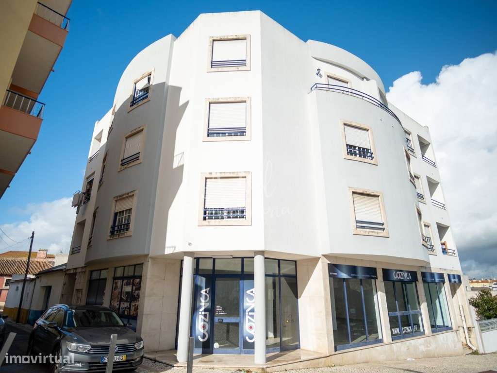 Apartamento T3 no Centro do Cartaxo - Excelente Oportunidade!-17