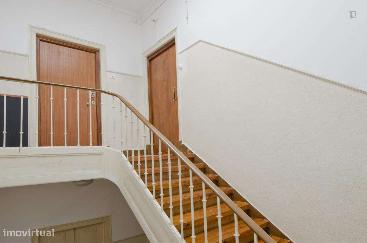 Quarto - localizado em Saldanha Lisbon - Grande imagem: 2/10