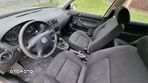 Volkswagen Golf IV 1.6 Comfortline - 16