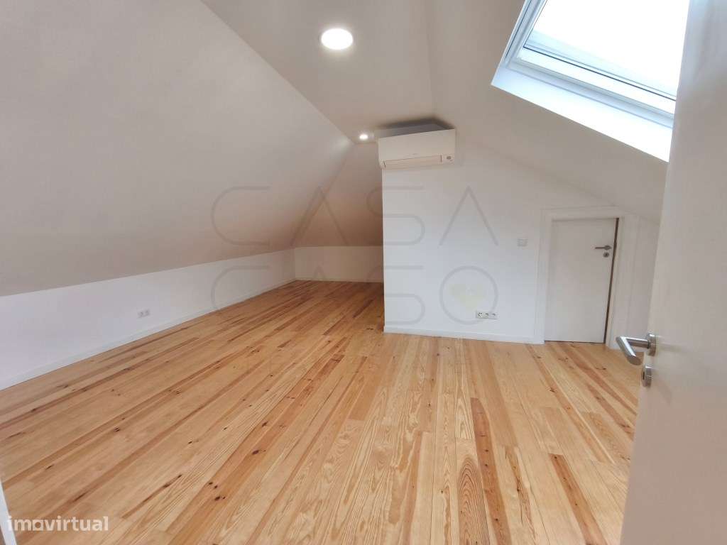 Prédio totalmente remodelado com 3 apartamentos independentes na Ba...-2