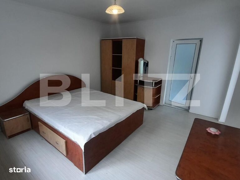 Casa 3 camere, 100mp,  zona Sararie