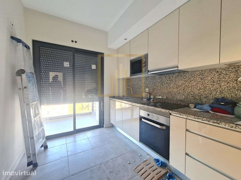 T4, Novo, último piso, em Fojo, Portimão-4