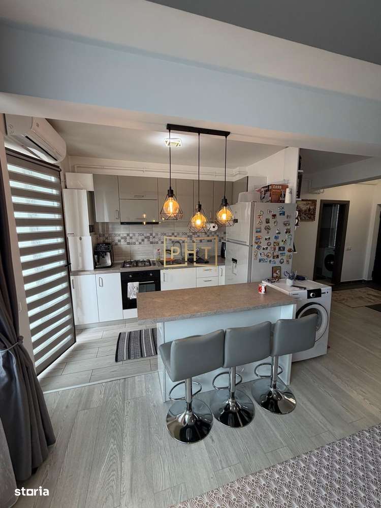 Apartament cu 3 camere  de vanzare, 62 mp, zona Sub Cetate!-0