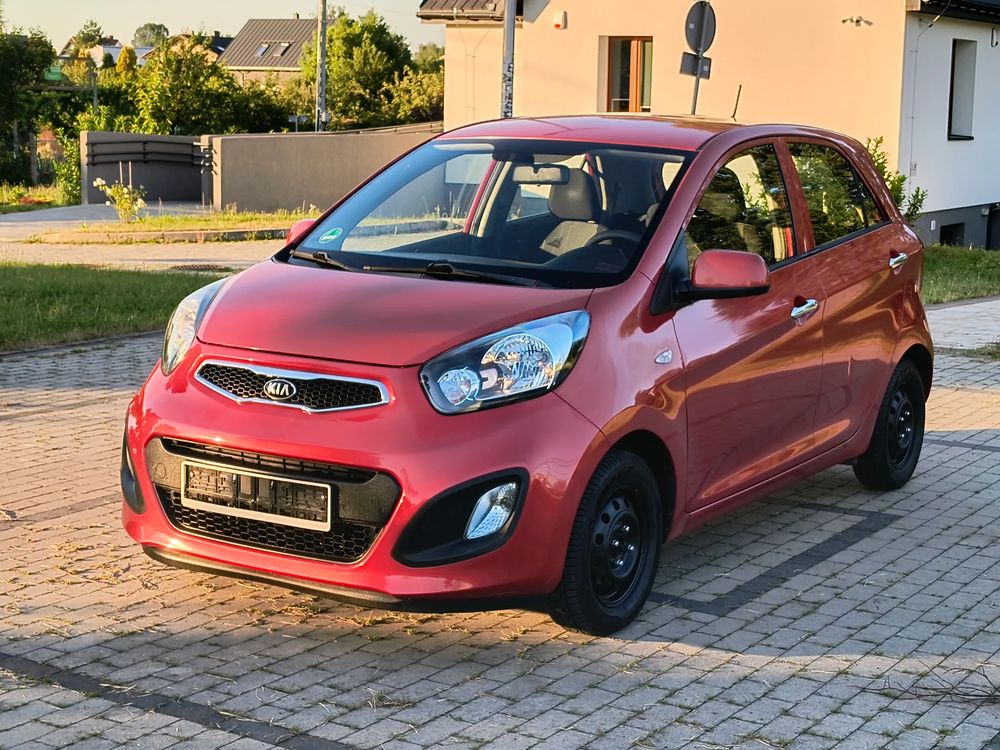 Kia Picanto (Morning) II (2011-) 1.0 L 2013