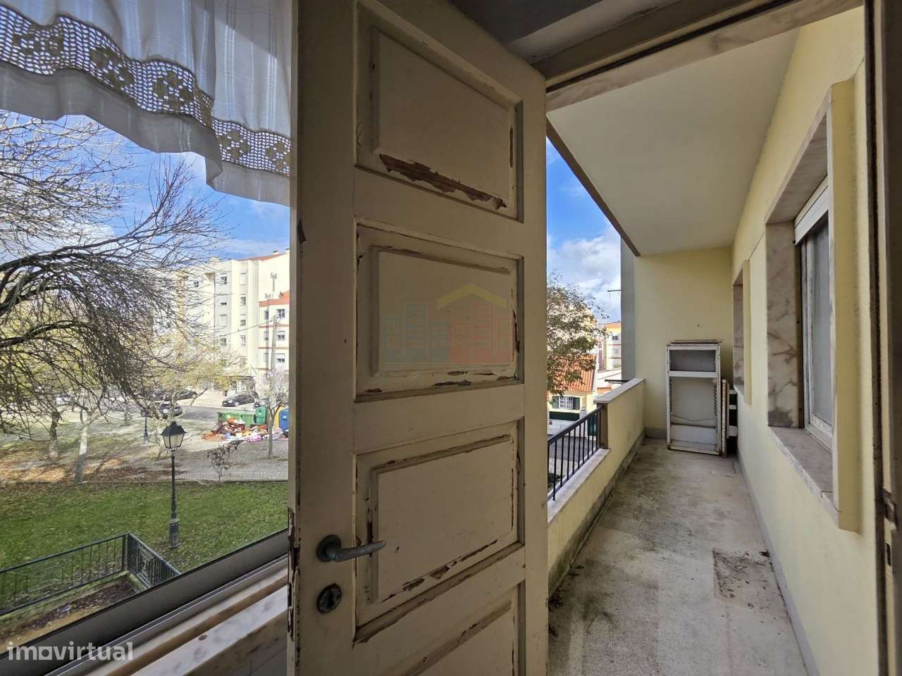 Centro Mem Martins - T4 para remodelação-9