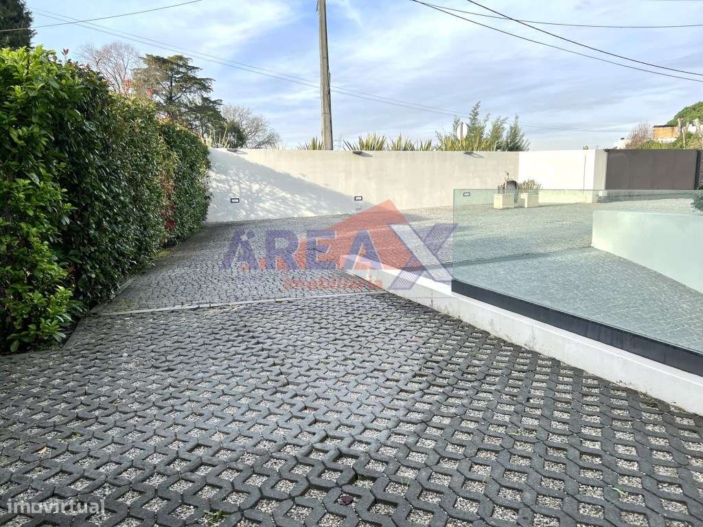 Exclusivo e diferenciador! T3 no rés do chão, com garagem fechada e...-19