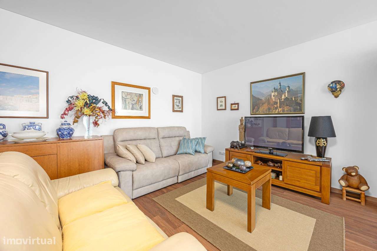 Apartamento T3 Odivelas Parqueamento Edificio Odivelas Plaza