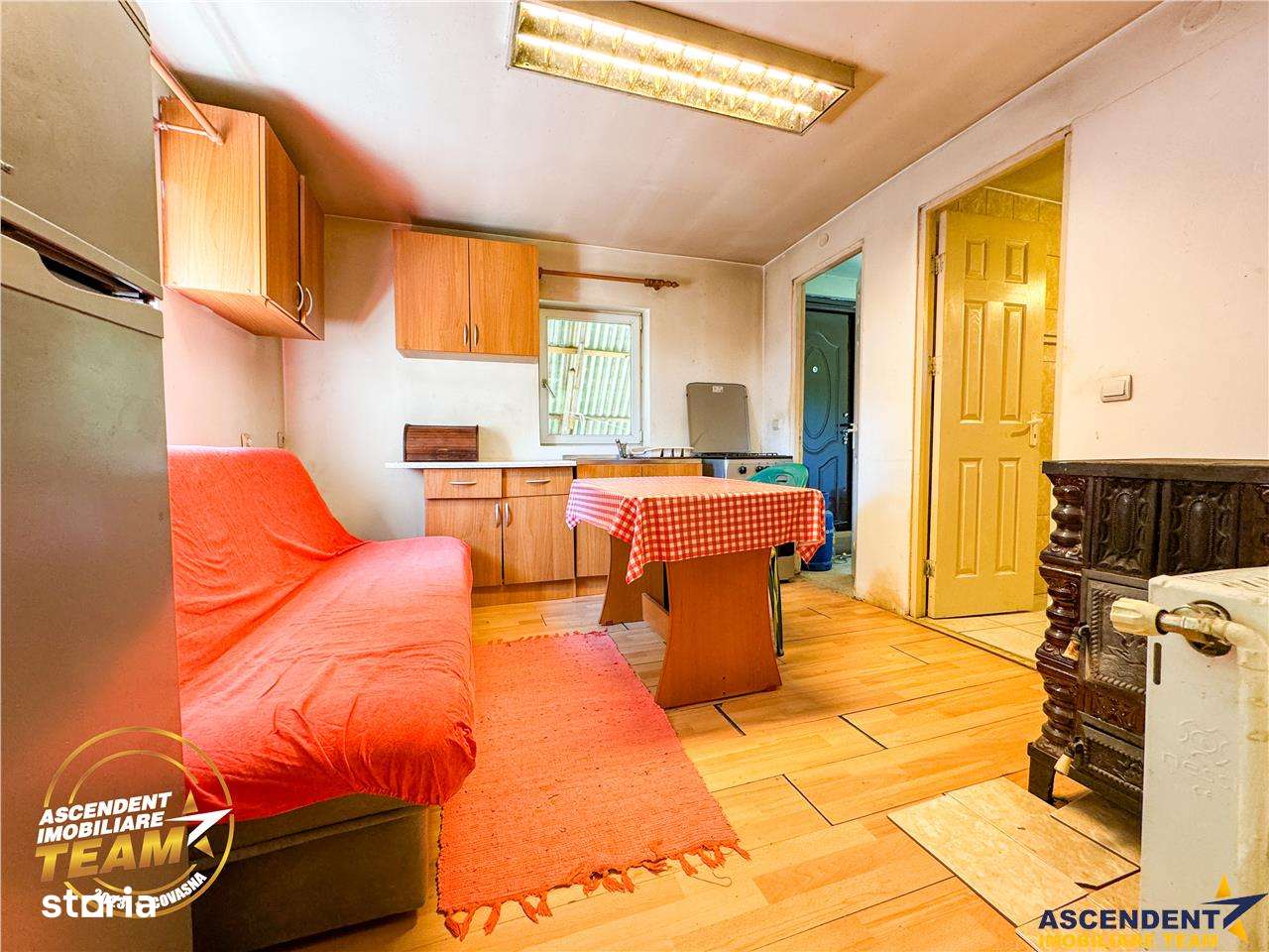 FILM &Tur 3D! Casa cu gradina, pomi fructiferi, fantana, Zagon, Covasn - Imagine principală: 4/10