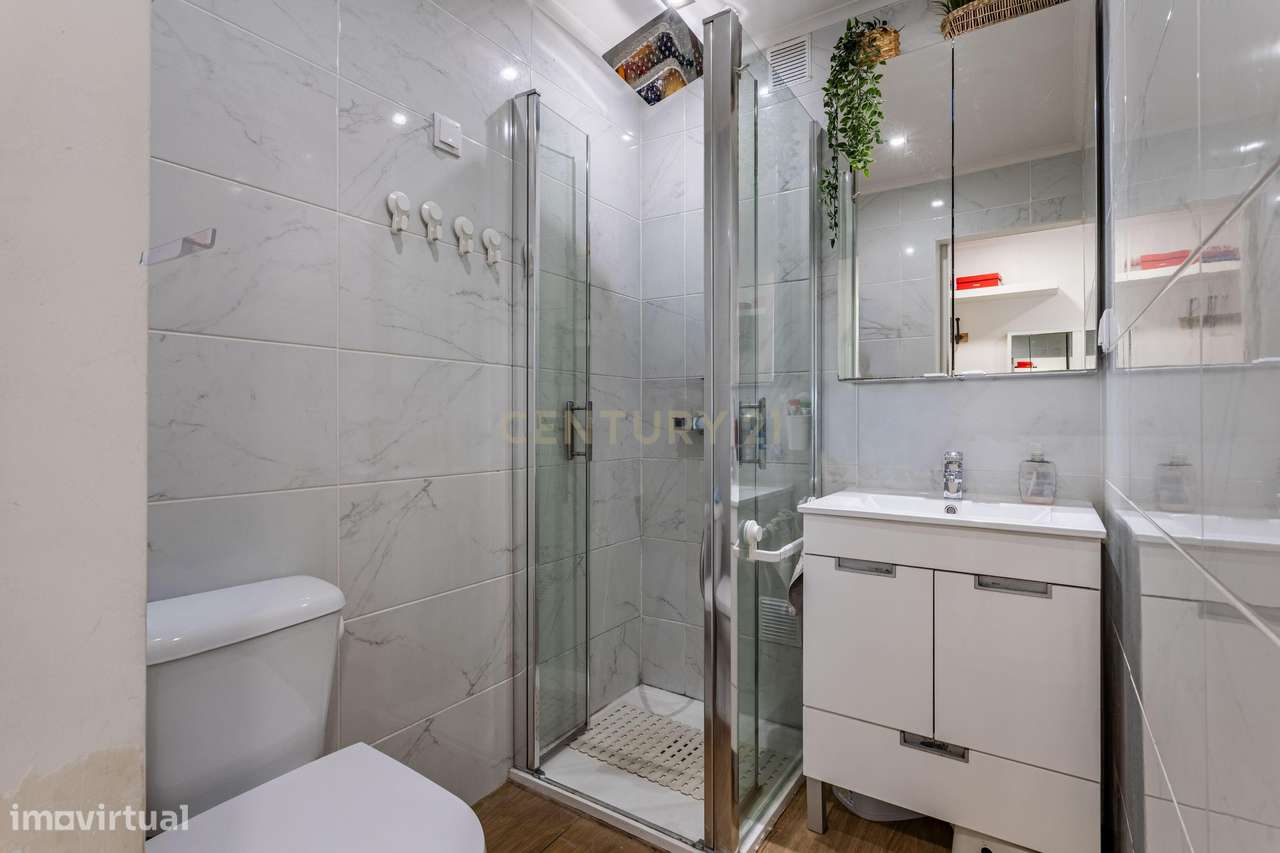 Apartamento T4 em Vialonga-15