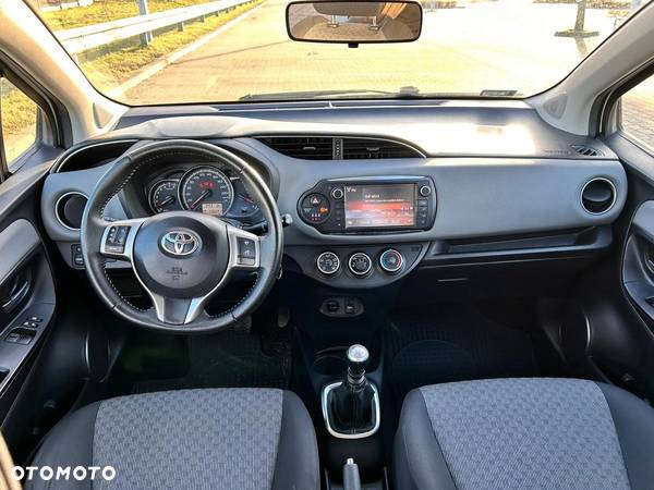 Toyota Yaris 1.33 Premium EU6 - 2