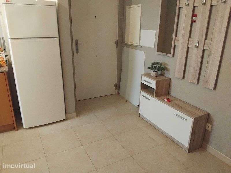 Apartamento t0 mobilado e equipado palmela village com piscina - Grande imagem: 4/12