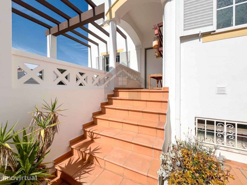Moradia T3 com piscina para venda em Lagos-3
